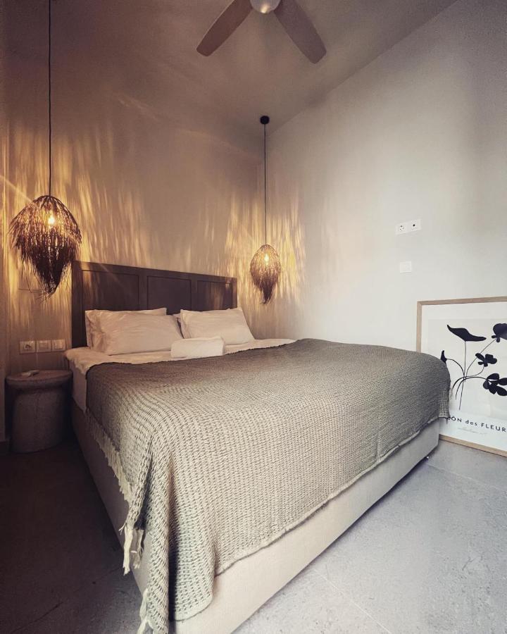 Luxurious Wooden Detail Flat In City Center Chalkís Zewnętrze zdjęcie